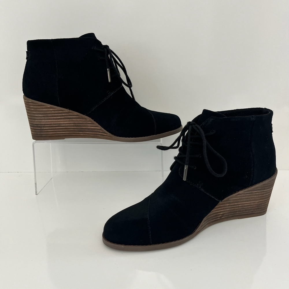 TOMS Hyde Wedge Bootie Black Suede Lace-Up 9.5 - Picture 4 of 14